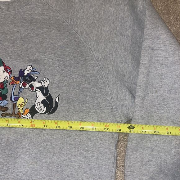 Vintage 1992 Acme Clothing Looney Tunes Embroidered Sweatshirt Gray Size Large - Picture 4 of 8